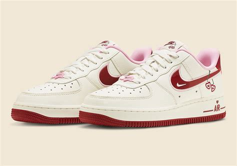 valentine nike|5 Best Nike Valentine’s Day Shoes for 2024 – Footwear News